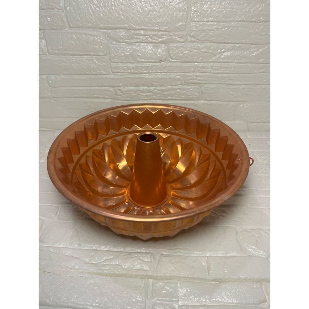 Vintage Coppertone Lightweight Aluminum Bundt Ring Cake Pan Mold